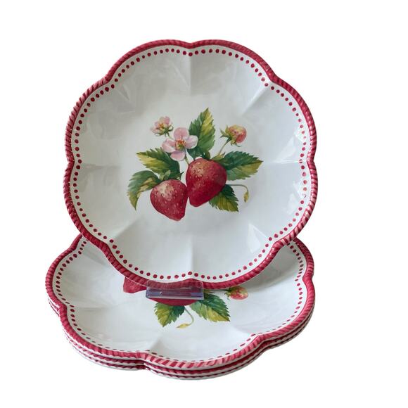 Summer Strawberry Melamine Dinner Plates 11in Set of 4 Scalloped Edge NEW - Picture 9 of 12